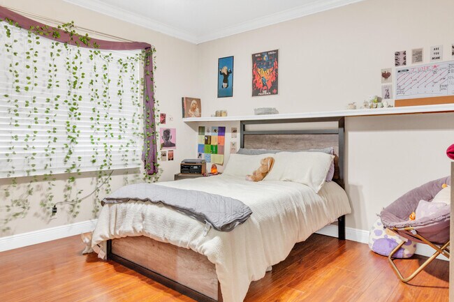 Building Photo - 8155 Viale Matera