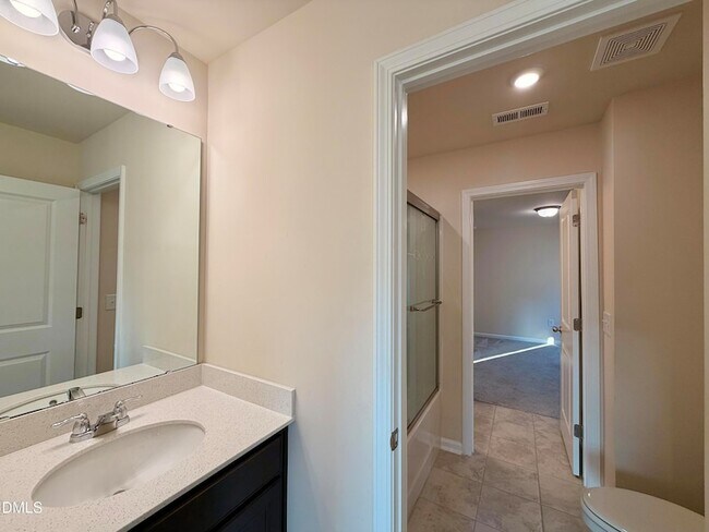 Building Photo - 3606 Autumn Creek Dr