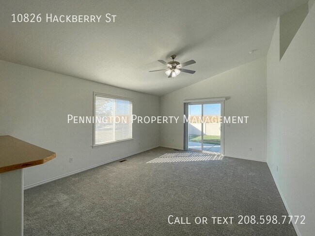 Building Photo - 10826 Hackberry St