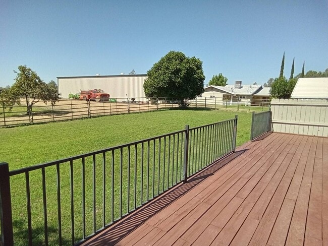 Building Photo - 160 Rutherford Ln