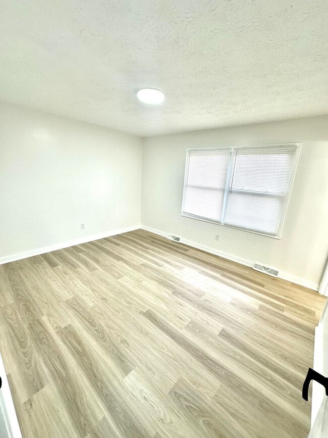 Building Photo - 1351 Whig Ct