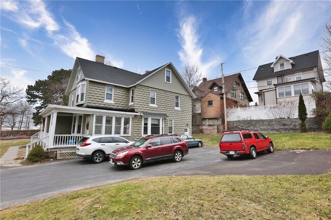 Building Photo - 5184 St Paul Blvd
