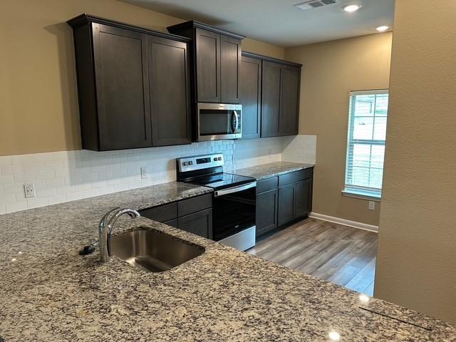 Building Photo - 217 Golden Sands Ln