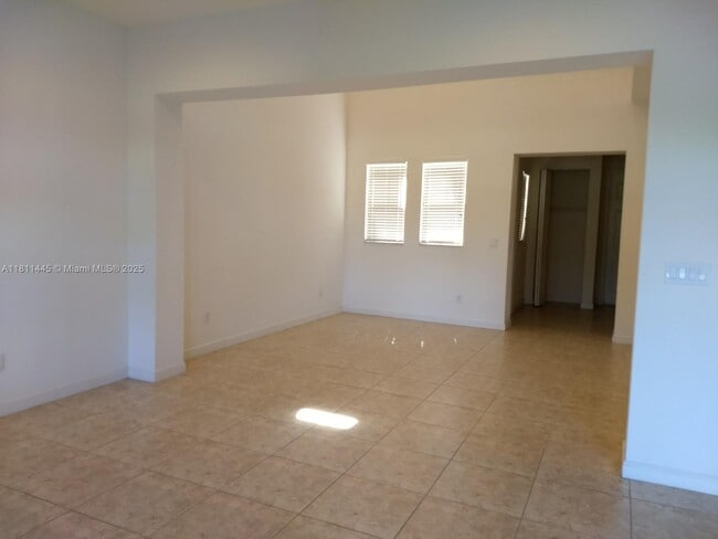 Building Photo - 601 Pacific Grove Dr