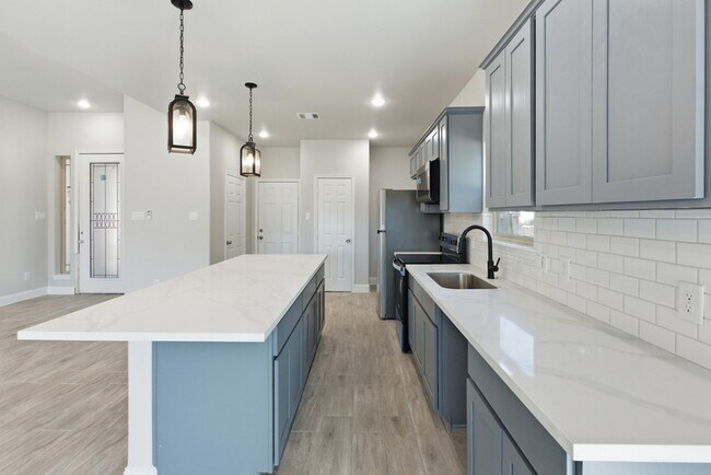 Building Photo - 7310 Foxwaithe Ln