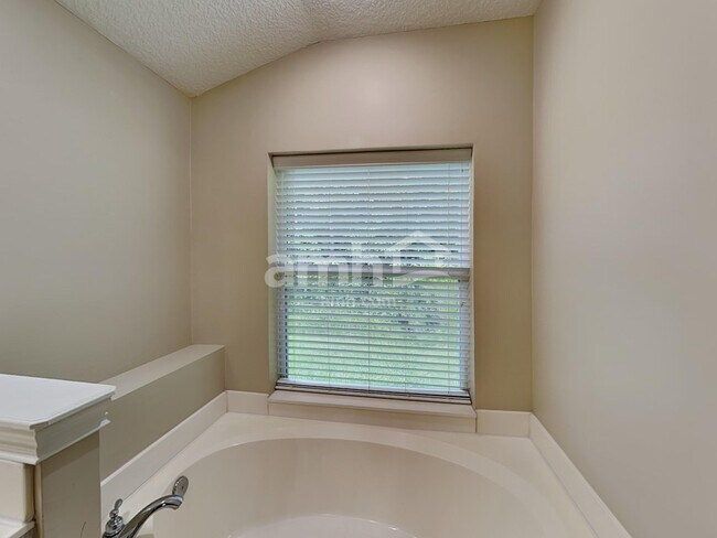 Building Photo - 3196 Trout Creek Ct