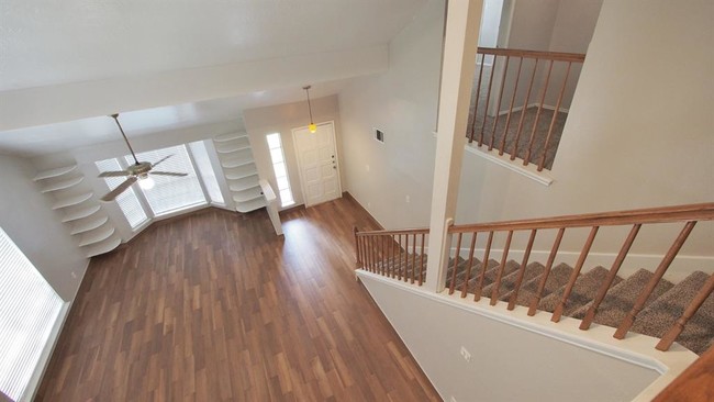 Building Photo - 1203 Brook Grove Dr