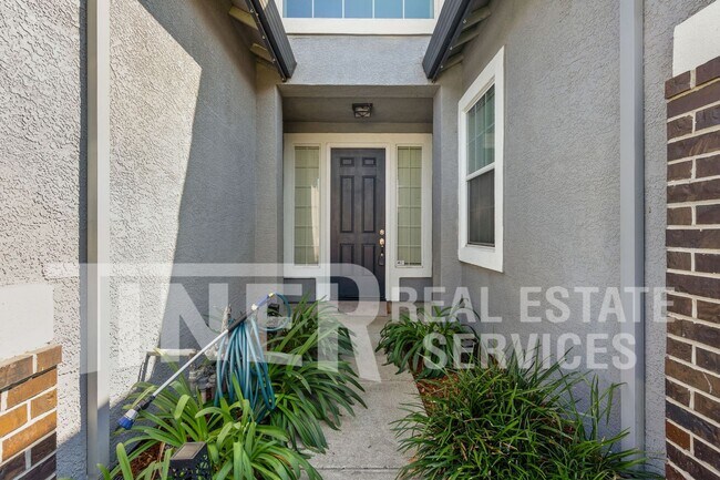 Building Photo - 5730 Chaffey Ln