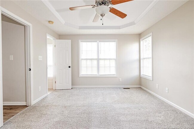 Building Photo - 1414-1412 Seabiscuit Dr