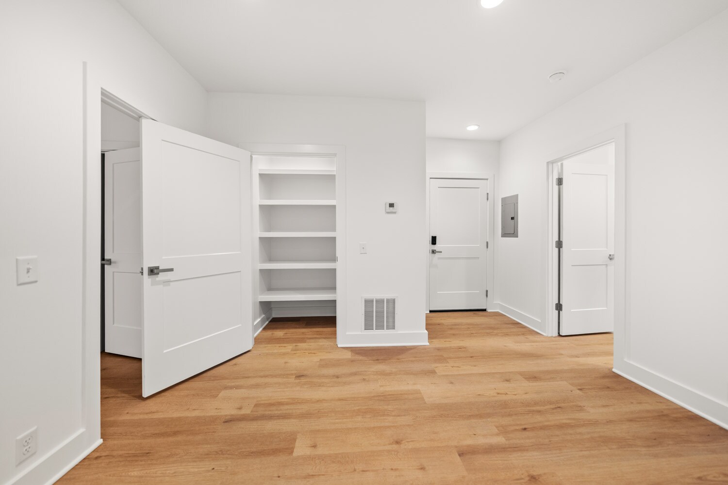 Building Photo - 4245 Troost Ave