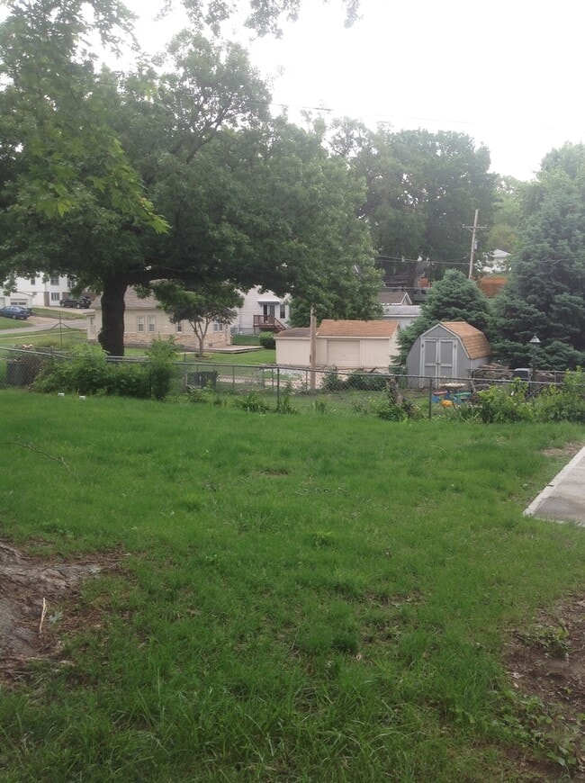 Building Photo - Premium Ralston Location!   Cozy 3 Bedroom...