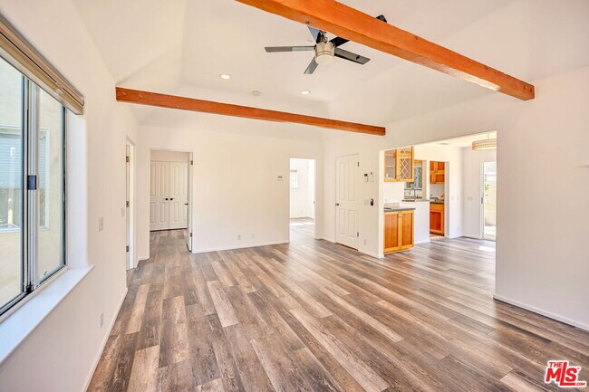 Building Photo - 655 Brooks Ave