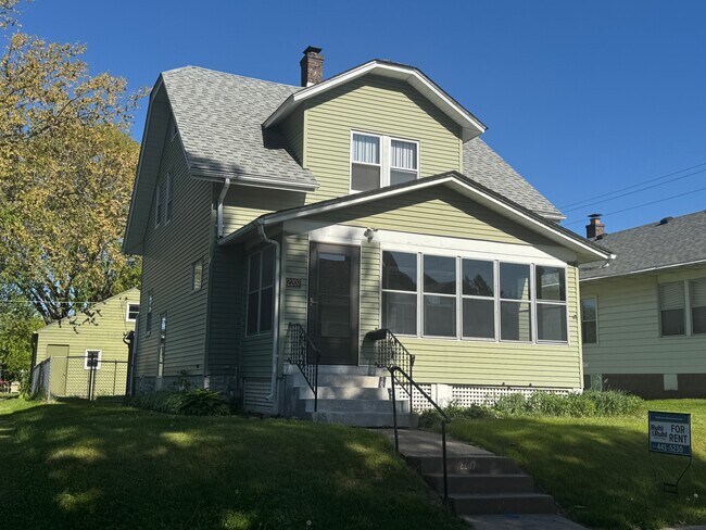 Building Photo - 2207 Wilkes Ave
