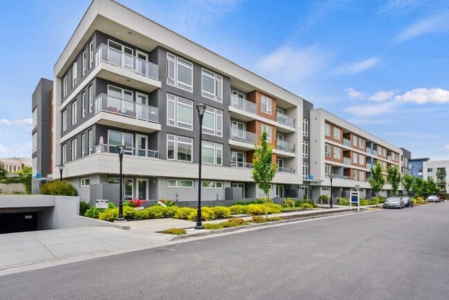 Building Photo - 5933 Sunstone Dr