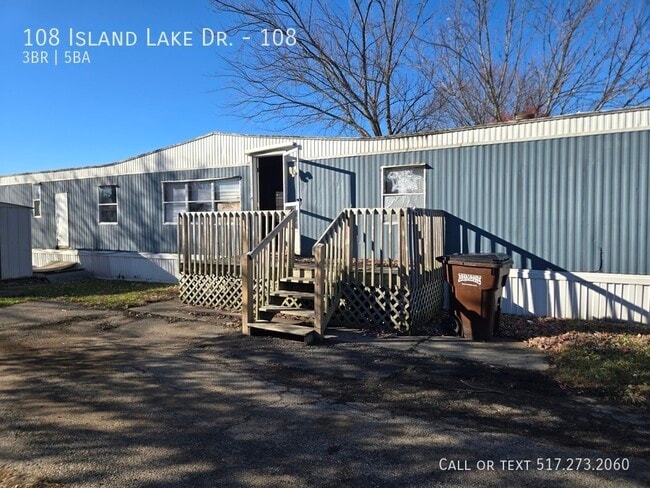Primary Photo - 108 Island Lake Dr