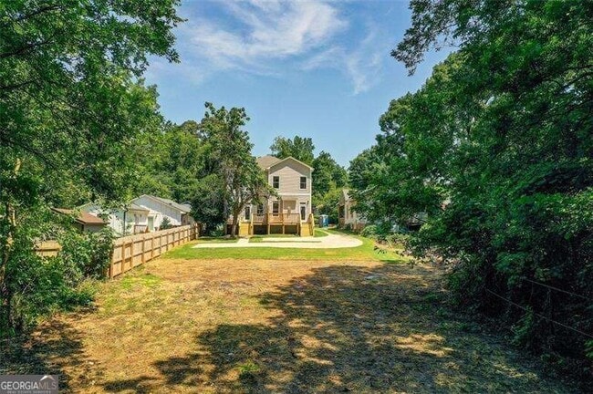 Building Photo - 1240 Oakland Terrace SW