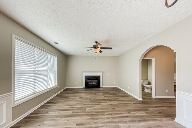 Building Photo - 7087 Littlebrook Way