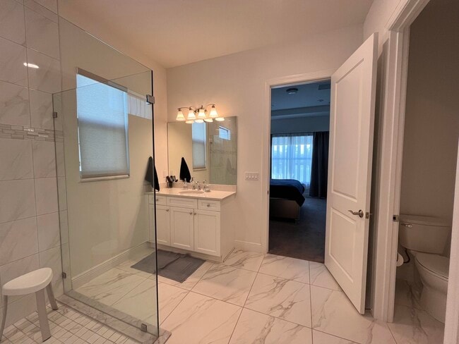 Building Photo - 5663 St Armands Way