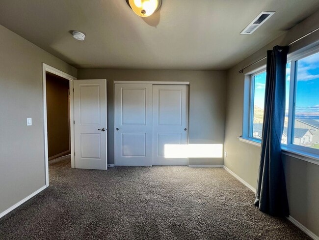 Building Photo - Non-Refundable & Security Deposit Total: $2395.00