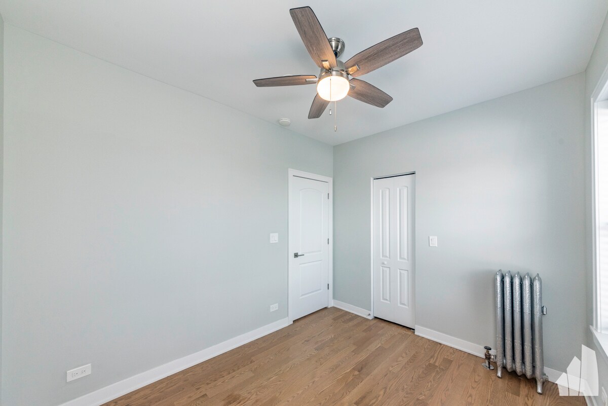 Building Photo - 3920 N Keeler Ave