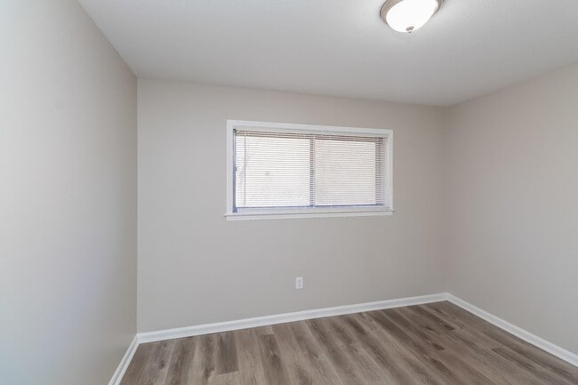 Building Photo - 453 Charter Ave