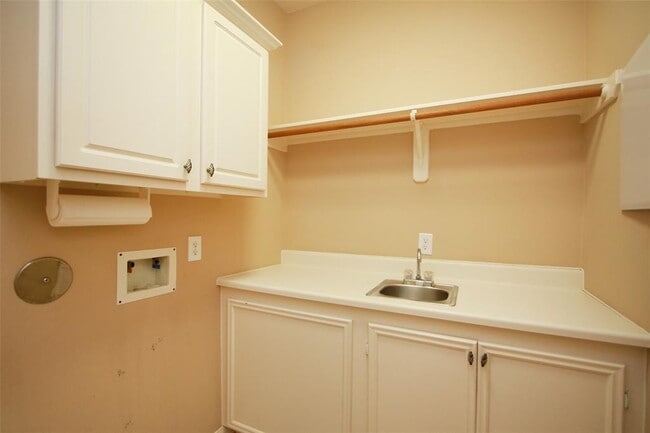 Building Photo - 17803 Skyline Arbor Terrace