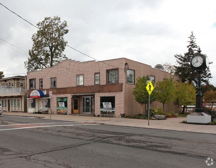 Primary Photo - 102 S Main St