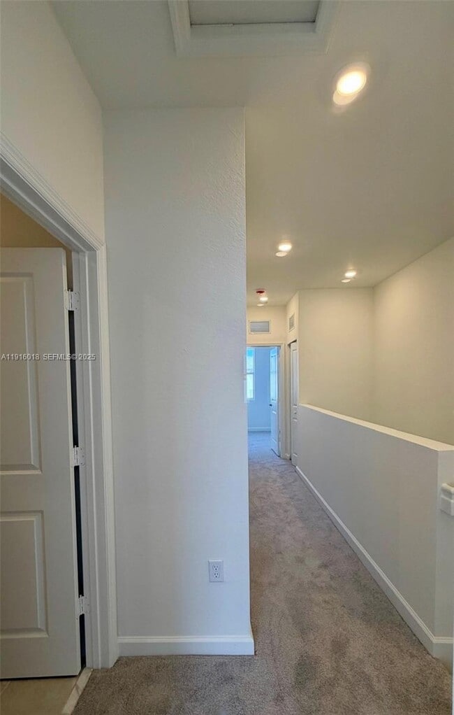 Building Photo - 15608 SW 276th Terrace