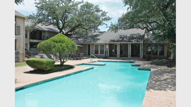 Building Photo - Towering Oaks