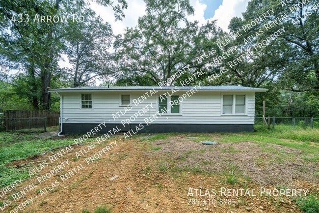 Building Photo - 433 Arrow Rd