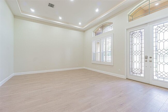 Building Photo - 27447 Water Ash Dr