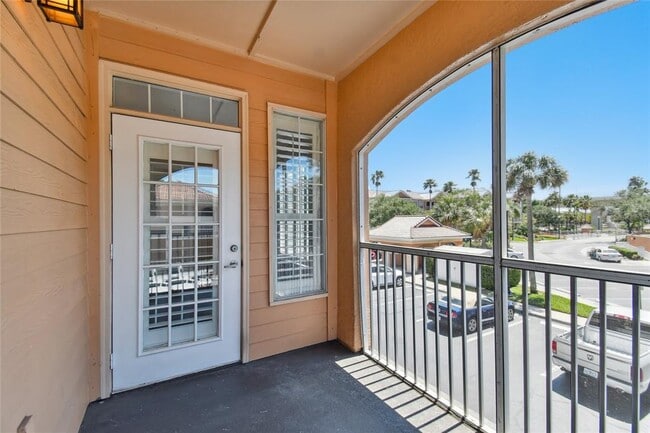 Building Photo - 5000 Culbreath Key Way