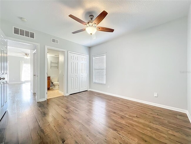 Building Photo - 3101 E Washington St