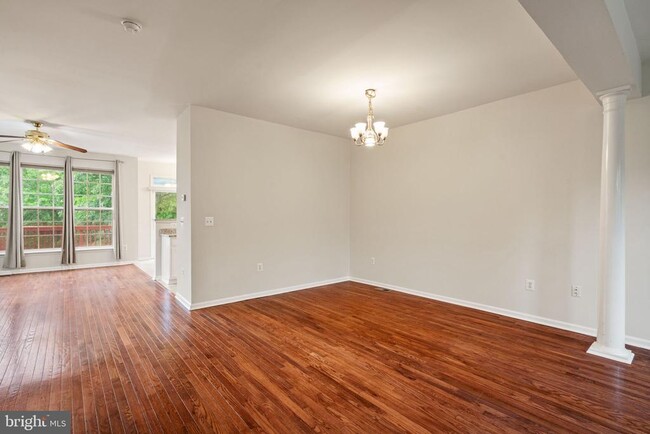 Building Photo - 15701 Palermo Terrace