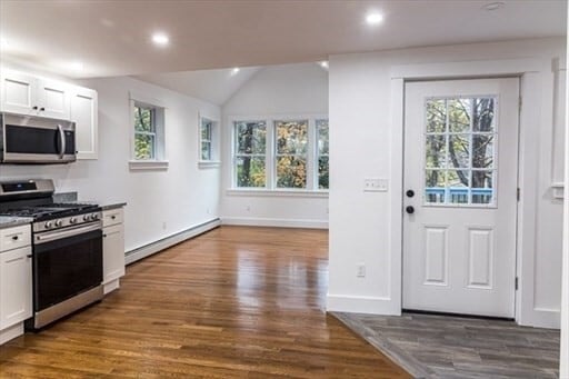 Building Photo - 92 Washington St