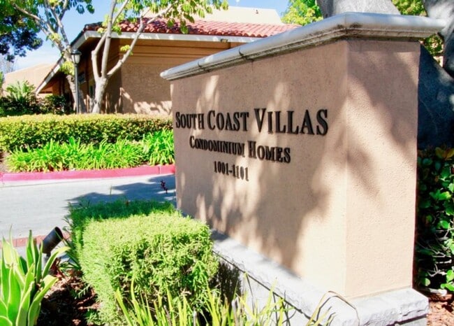 Building Photo - 2 Bedroom, 2 Bathroom South Coast Villas Second Floor Condo