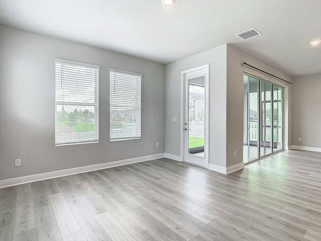 Building Photo - Wesley Chapel, Florida Executive home