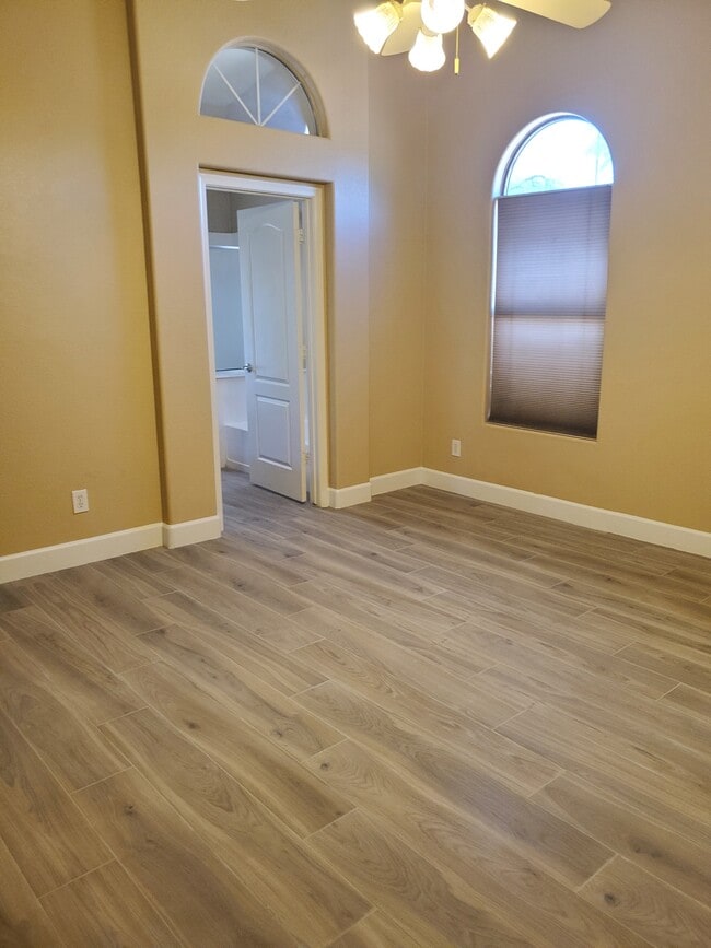 Building Photo - 1737 E Morgan Ct