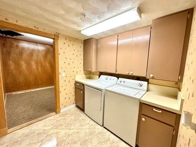 Building Photo - 1501 Marina Isle Way