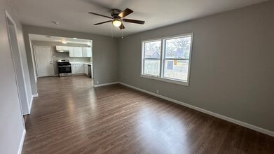 Building Photo - 901 Johnson St