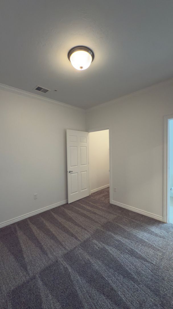 Building Photo - Luxury High Rise in Downtown Provo