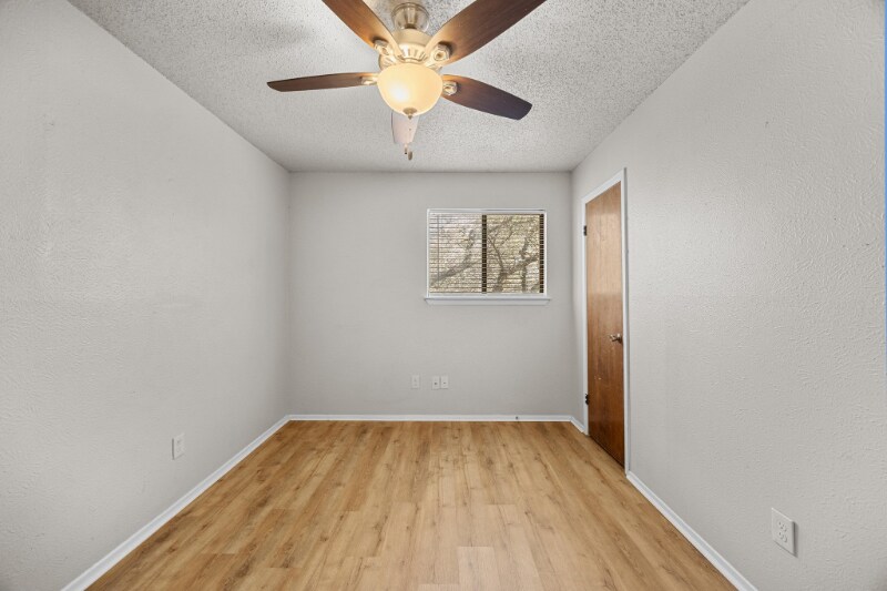 Building Photo - 9024 Sawtooth Ln