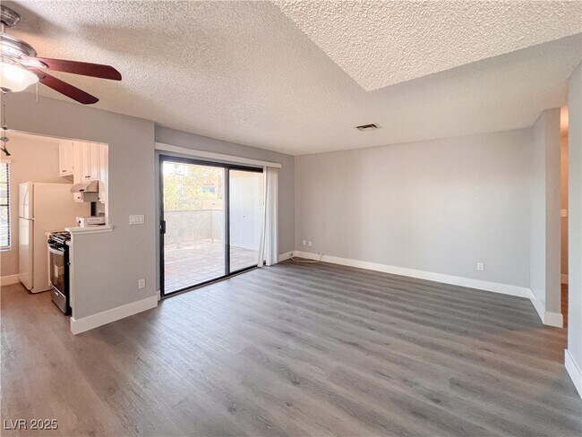 Building Photo - 4842 Nara Vista Way