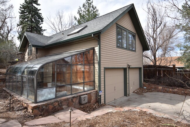 Building Photo - 840 16th St