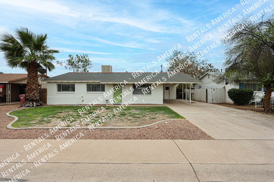 Building Photo - 7421 E Beatrice St