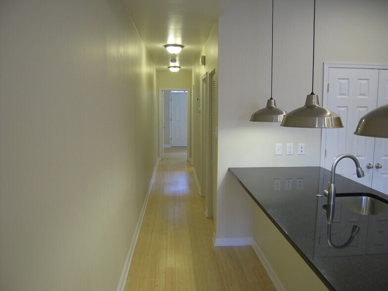 Building Photo - 1448 Newton St NW