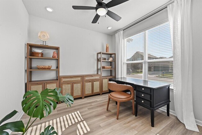 Building Photo - 870 Texas Sage Loop