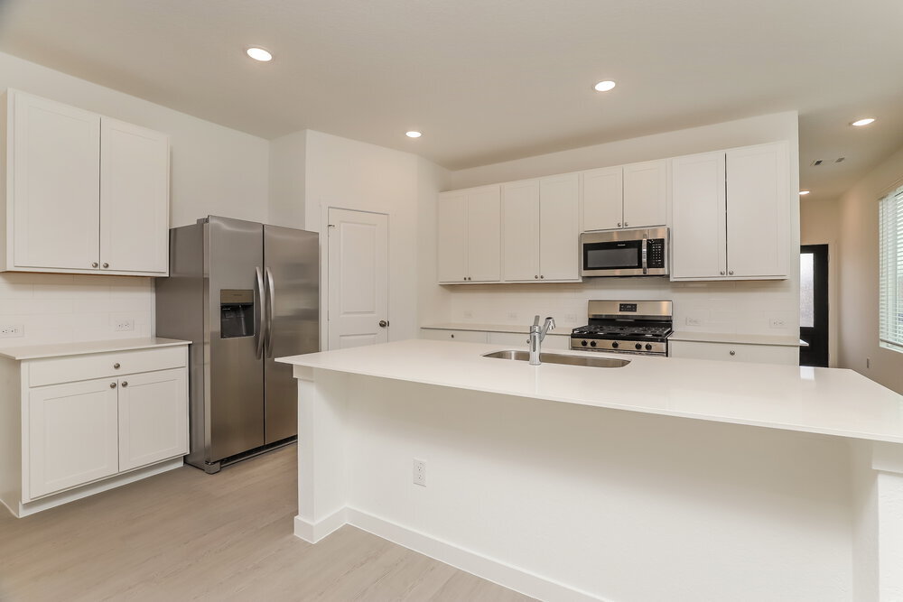 Building Photo - 15554 Crescent Pne