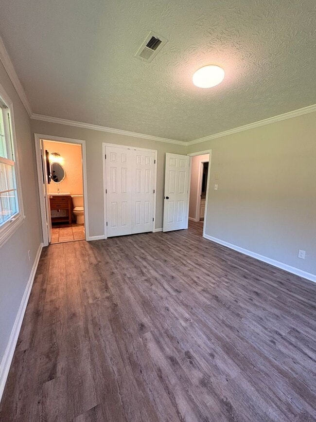Building Photo - Spacious 3-Bedroom Ranch Home in Thomasville