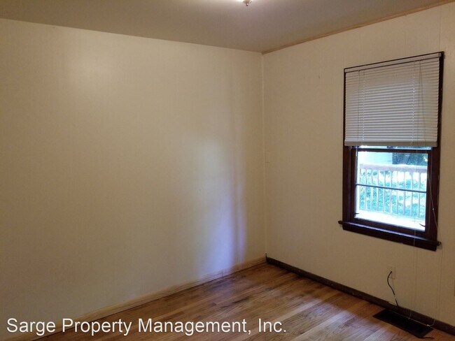 Building Photo - 4 br, 2 bath House - 517 S Mitchell St